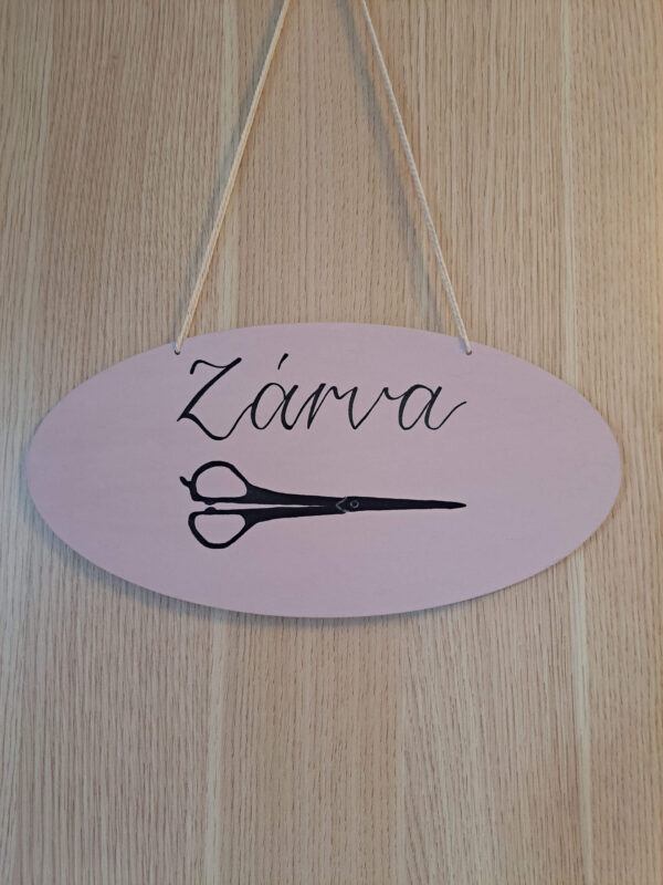„Nyitva-Zárva” tábla fodrászoknak